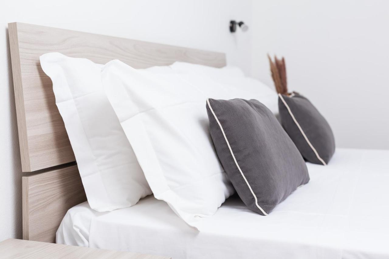 Hotel Al Nuovo Porto เบลลาเรีย-อีเจอา มารีนา ภายนอก รูปภาพ