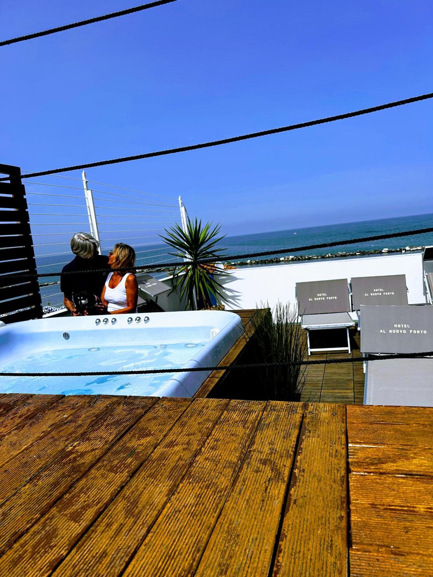 Hotel Al Nuovo Porto เบลลาเรีย-อีเจอา มารีนา ภายนอก รูปภาพ